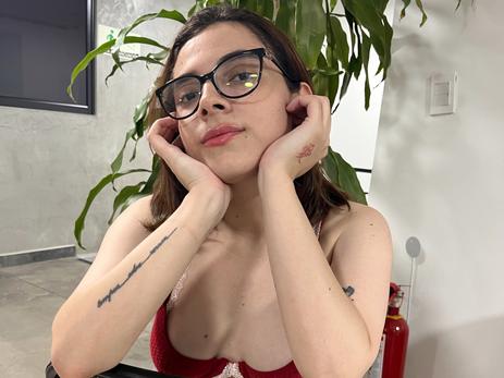 LiaCrimson