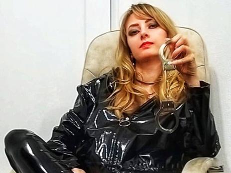 NikkiMistress