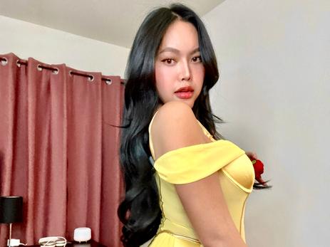 PussyJuliaYumyum69