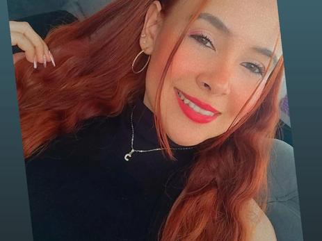 Mia_Toms_