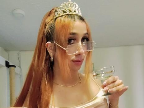 Free Chat With DanielaSlutt