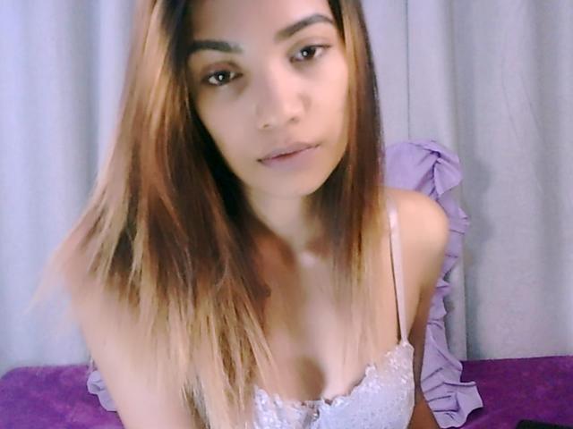 Watch Virgin_Indian live on cam at ImLive
