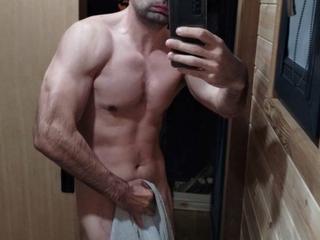I'm 30, A Webcam Provocative Male Is What I Am And People Call Me BigDesire4u