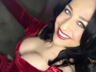 MiaMooreRed Gallery Image 2 MiaMooreRed Gallery Image 2