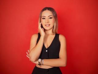 Image 4 of LannaCarter, female webcam model, 24 years old, on live webcam