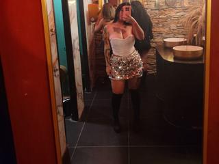 Image 3 of HannaSpencerr, female webcam model, 23 years old, on live webcam