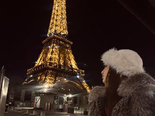 Image 4 of KimmDaviss, female webcam model, 20 years old, on live webcam