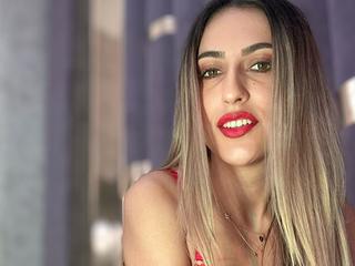 Image 1 of MarisaGrace, female webcam model, 20 years old, on live webcam