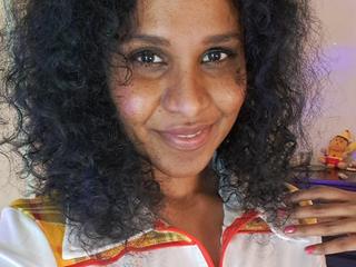 Image 2 of HornyLily4u, female webcam model, 25 years old, on live webcam