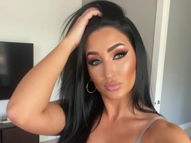 MaryTia29 - Live sex cams model