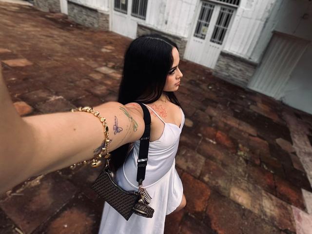 Alison_Tatcher - Live sex cams model