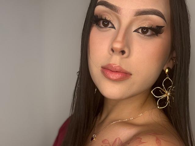Alison_Tatcher - Live sex cams model