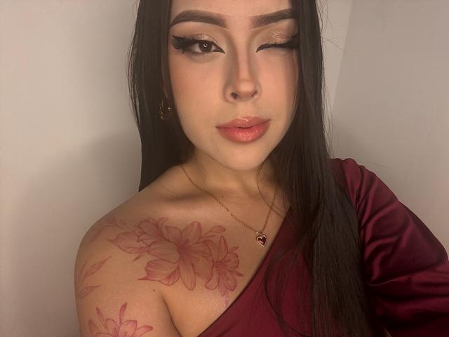 Alison_Tatcher - Live sex cams model