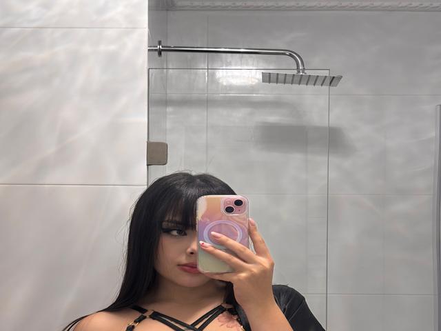 Alison_Tatcher - Live sex cams model