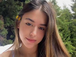 SashaCollins Gallery Image 1 SashaCollins Gallery Image 1