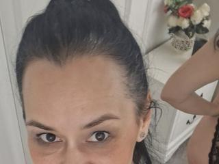 Image 3 of AnaisaAdams, female webcam model, 42 years old, on live webcam