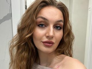 Juicy_Ginger Gallery Image 1 Juicy_Ginger Gallery Image 1