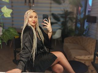 LaylaBlake Gallery Image 1 LaylaBlake Gallery Image 1