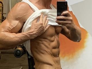 Refined Muscle Hunk, Dominant, Hard, Sexy and Erotic - Love To Show Off, Flex, Pose and Dominate - Into Muscle Worship, Domination, Bondage, Role Play, Tight Outfits, Foot Fetish, Verbal Domination and MORE - Best Live Shows