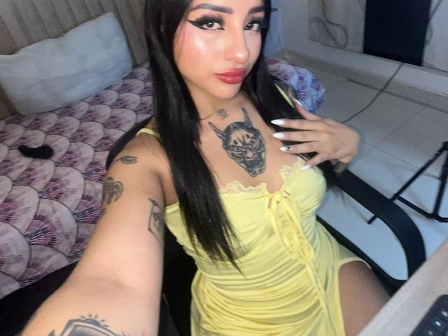 ScarlettWalker - Live sex cams model