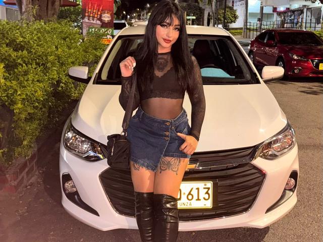 ScarlettWalker - Live sex cams model