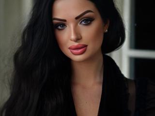 Image 2 of AshleyDivine, female webcam model, 25 years old, on live webcam