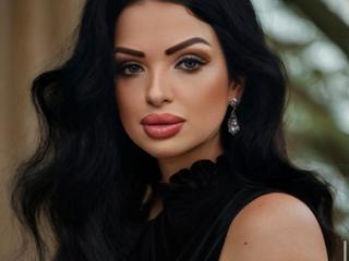 Image 3 of AshleyDivine, female webcam model, 25 years old, on live webcam