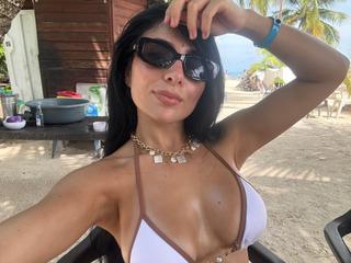 EmmaWoodL Gallery Image 2 EmmaWoodL Gallery Image 2