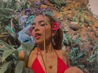 YueDacco Gallery Image 1 YueDacco Gallery Image 1