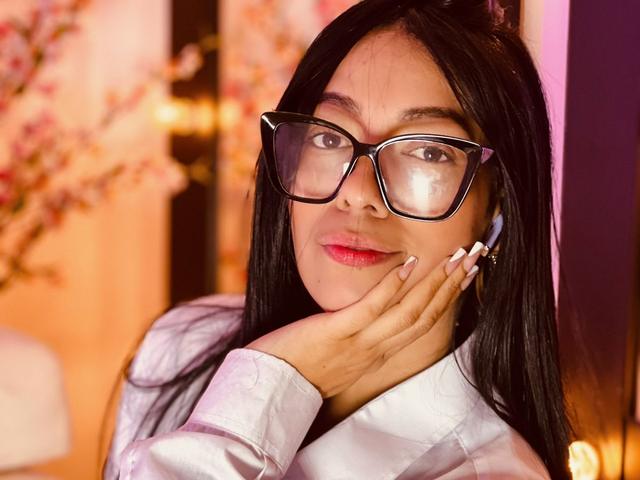 ashleesweett1 - Live sex cams model