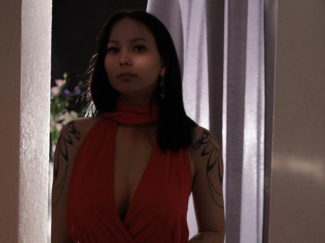 EliseOgden - Live sex cams model