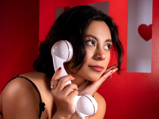 AbigailSmith - Live sex cams model