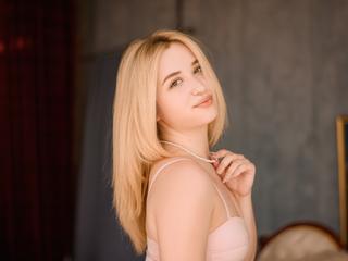 HazelWhitess Live Webcam on ImLive HazelWhitess Live Webcam on ImLive