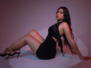 Image 4 of RachelMiller, female webcam model, 18 years old, on live webcam