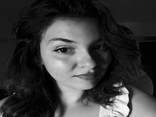 Image 2 of IvyCharlotte, female webcam model, 29 years old, on live webcam