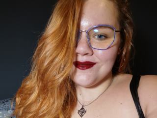 Nude chat with Incredible_Madison webcam model