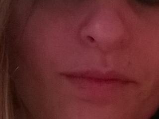 Image 3 of lionesss8786, female webcam model, 27 years old, on live webcam