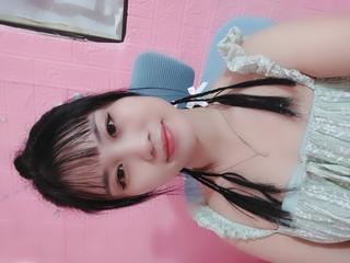 Image 2 of Rose999, female webcam model, 20 years old, on live webcam
