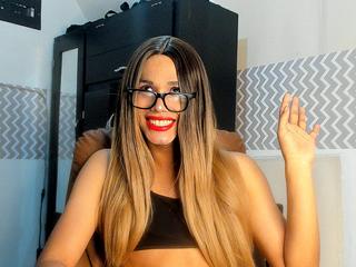 I'm A Sex Chat Sensual Transvestite, 35 Is My Age! My ImLive Model Name Is Arianasalazarsexy