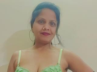 I'm 32 Yrs Old! I'm A Camwhoring Attractive Lady And I Am Named Rashmi121