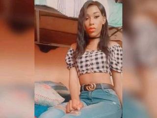 My ImLive Name Is Sassykylie1! I'm 25 Yrs Old, A Sex Webcam Beautiful She-male Is What I Am