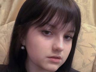 A Camming Pleasing Bimbo Is What I Am, My ImLive Name Is Anneettaa And I'm 19 Years Old