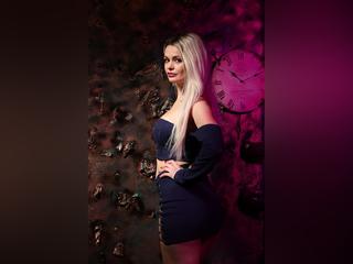 I'm A Sex Chat Sensual Female And My Name Is MilenaBiaa, My Age Is 18 Years Old