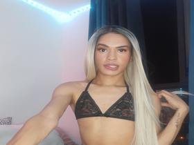 I am a very hot and daring shemale. I like sex and fetishes. I like to show my sexy naked body on camera
