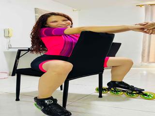 Image 2 of ViolethJones, female webcam model, 20 years old, on live webcam