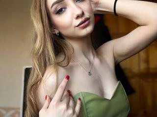 A Sex Chat Alluring Lady Is What I Am And I'm 20 Years Of Age, My ImLive Model Name Is EviMills
