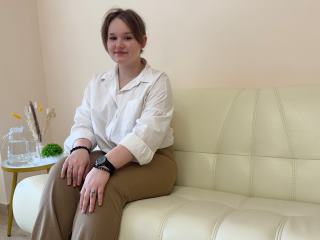 I'm A Camwhoring Sensual Girl And I'm 18 Years Old, At ImLive I'm Named RomanticVibee