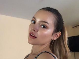 A Sex Cam Good-looking Chick Is What I Am And I'm 20 Yrs Old And My ImLive Name Is Laramml