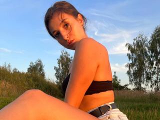 So let`s start, my name is Elise, I`m from Poland and I`m 18 I am a very open person and I like to communicate, I grew up in a big  so I know what it`s like to have fun haha) In any case, I`m glad to be here and I`ll be happy to tell you more about myself in a personal conversation